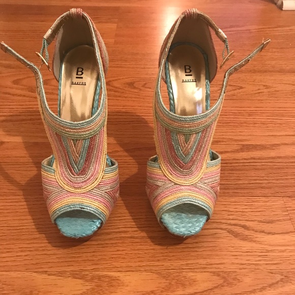 Bakers multi colored heels - Picture 2 of 4